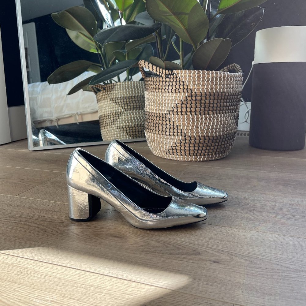 Zara Metallic Silver Heel - Sz 39 Silver
